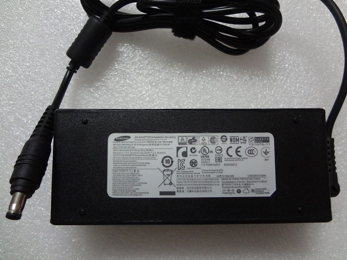 90W Samsung NP-R780-JS07SE Charger AC Adapter Power Supply