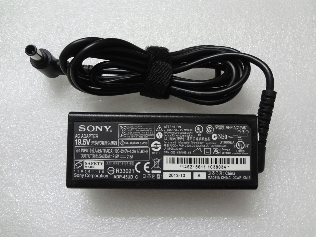 45W Sony VGP-AC19V75 VGP-AC19V76 149215611 Charger AC Power Adapter